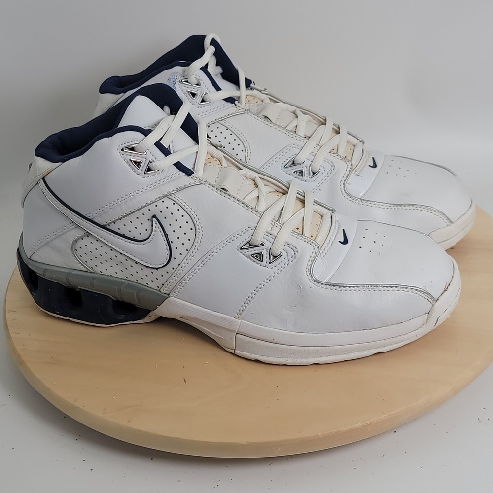 Vintage 2004 Nike Air Flight Shoes | White Blue | Men Size 11.5 Style 310100-113